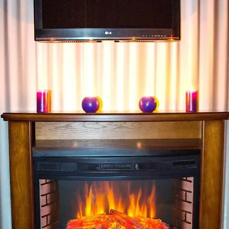 SAUNA JACUZZI 55SmartTV Панорамный вид, Минск-центр города Апарт-отель